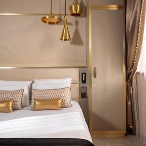 Niepce Paris Hôtel, Curio Collection by Hilton